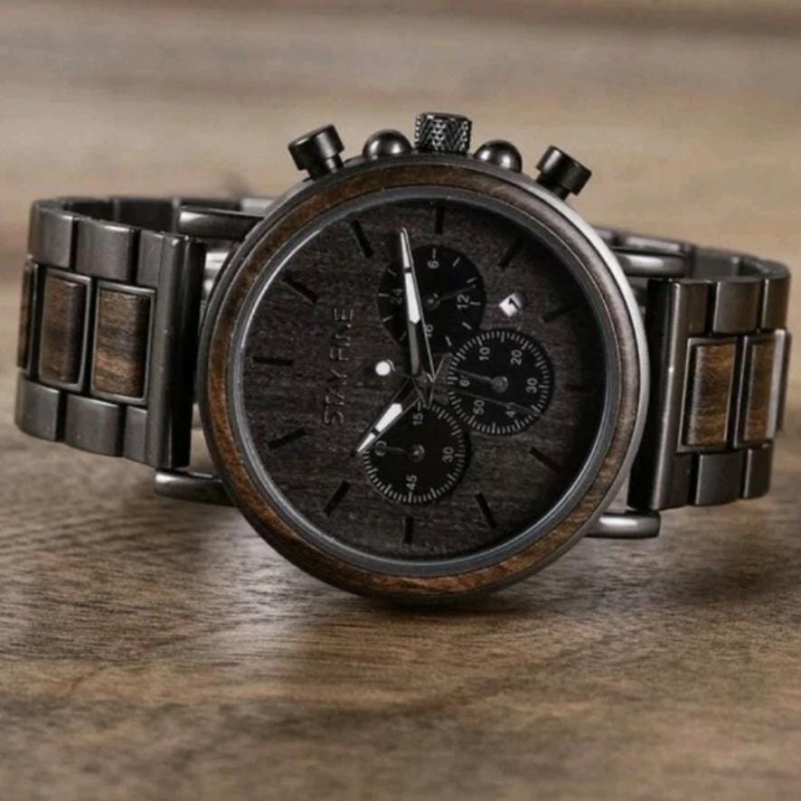 Men’s Watch with Luminous Dials
