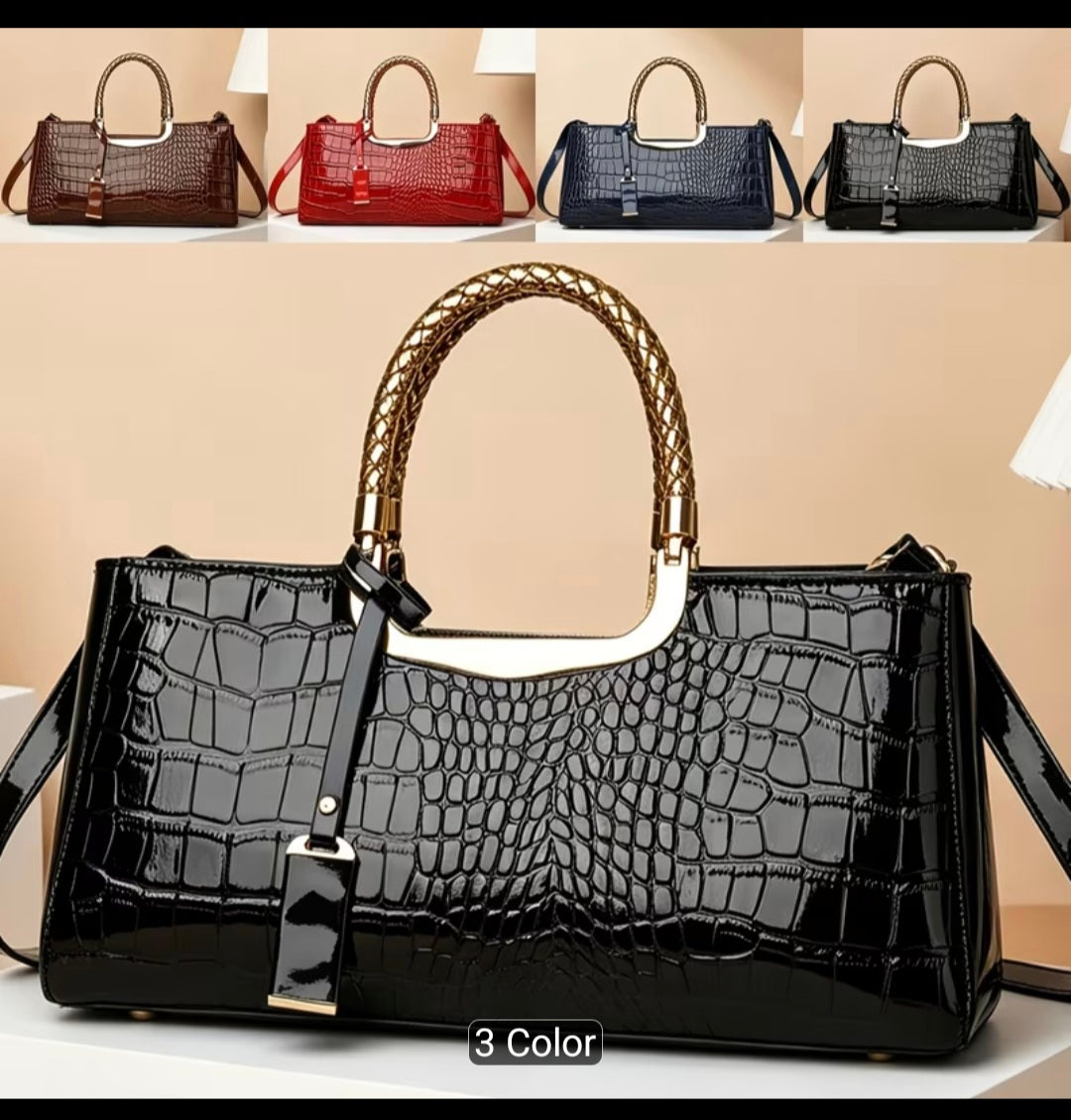 Elegant Crocodile Pattern Women's Shoulder Tote Bag – Large Capacity Fashion Handbag with Pendant