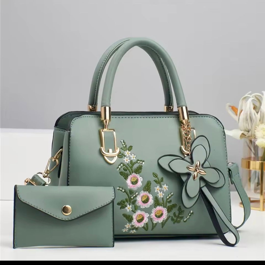 Fashionable Mini Ladies Handbag 2025 – Elegant Shopping Bag for Mothers & Mothers-in-Law