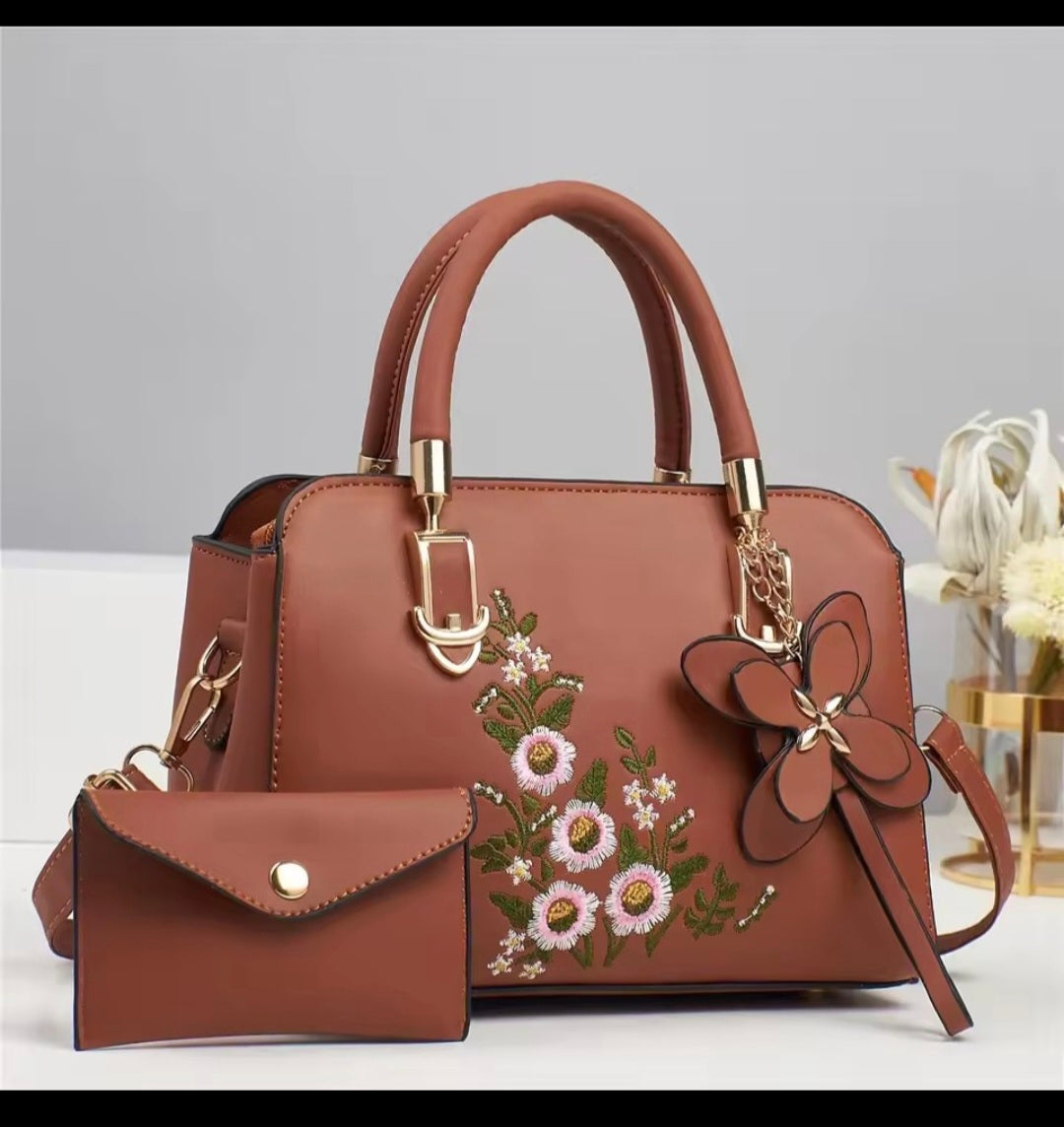 Fashionable Mini Ladies Handbag 2025 – Elegant Shopping Bag for Mothers & Mothers-in-Law
