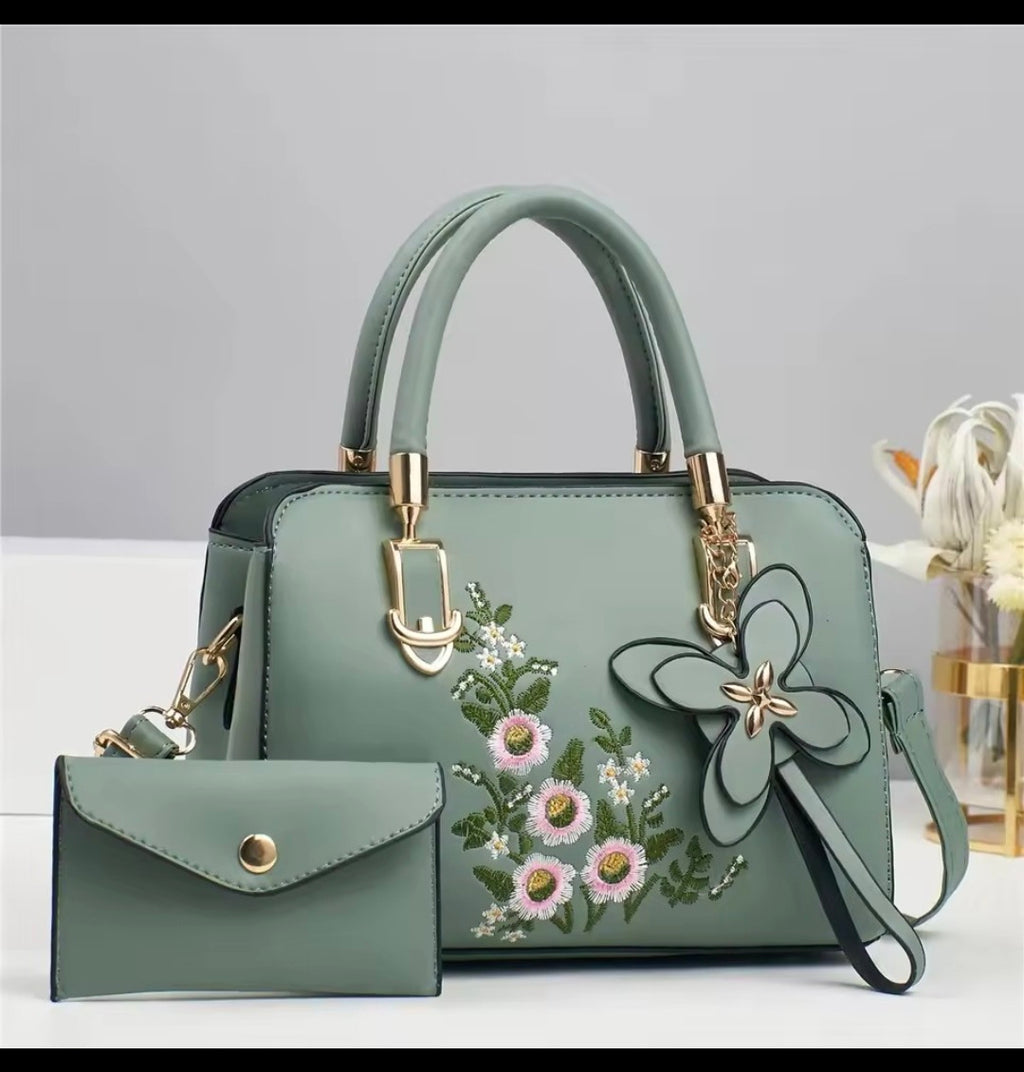 Fashionable Mini Ladies Handbag 2025 – Elegant Shopping Bag for Mothers & Mothers-in-Law