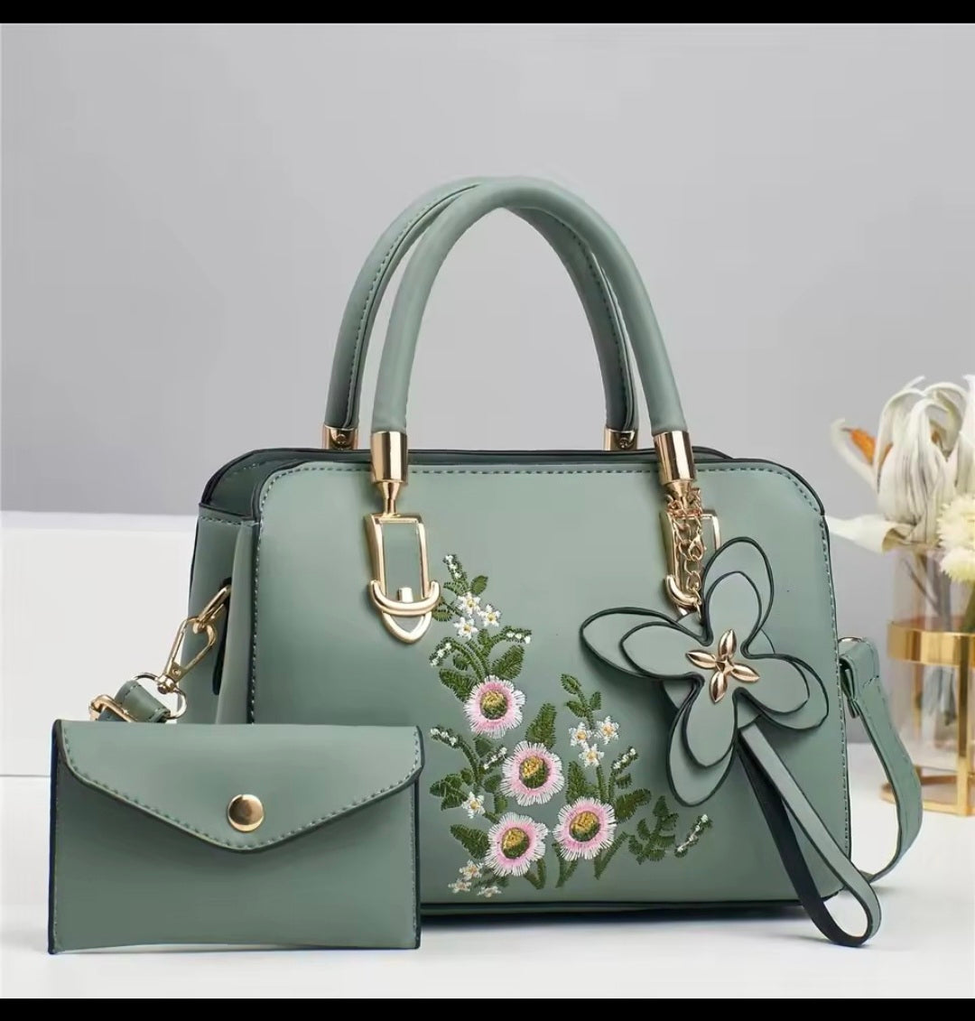 Fashionable Mini Ladies Handbag 2025 – Elegant Shopping Bag for Mothers & Mothers-in-Law