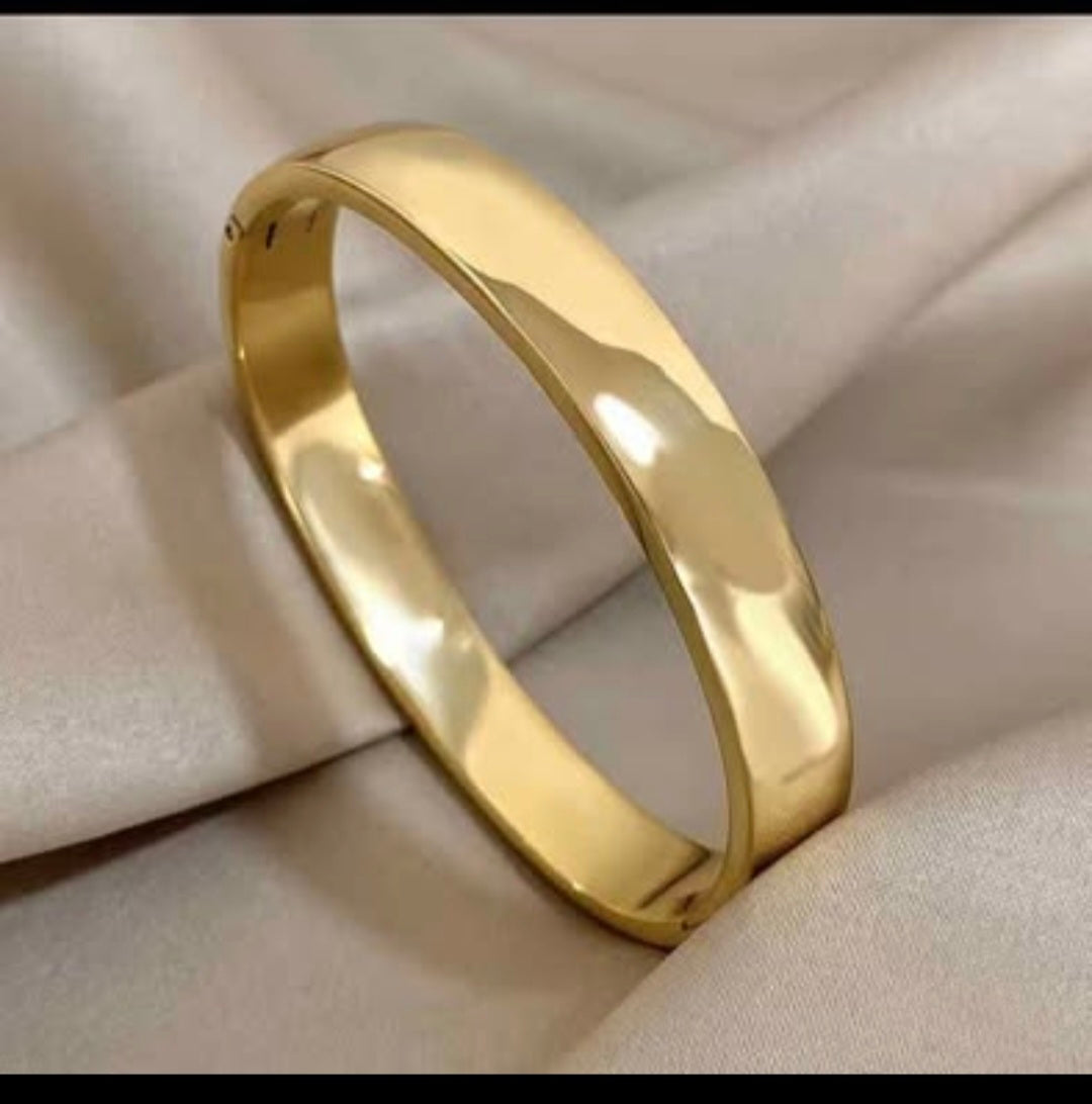 316L Stainless Steel Minimalist Cuff Bracelet – Glossy Gold/Silver Unisex Bangle