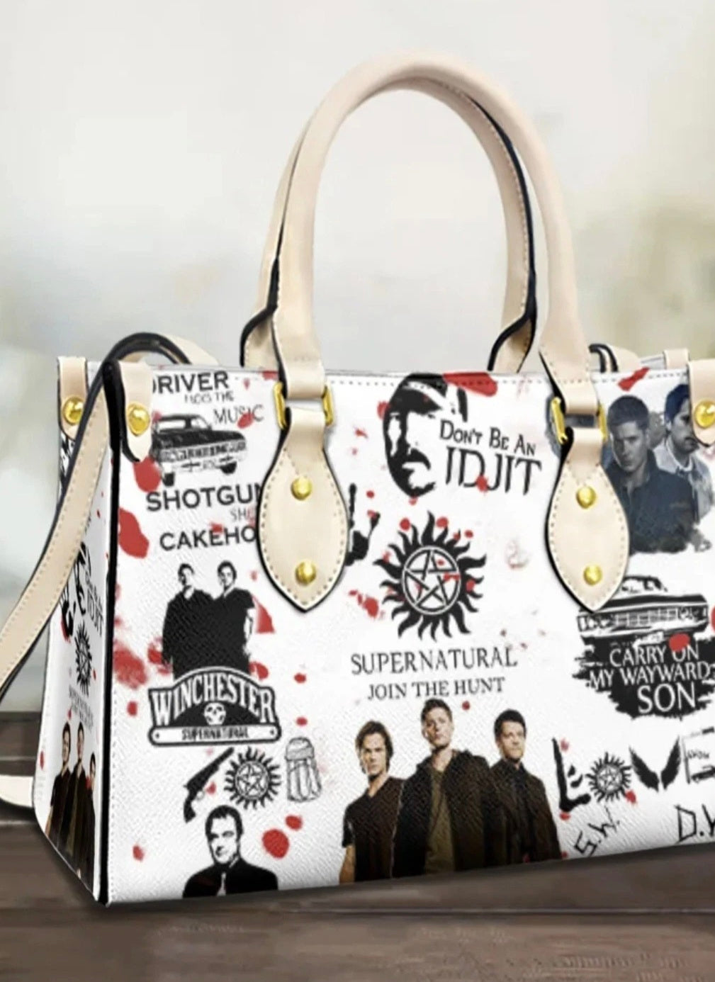 Noella Bag (Supernatural)
